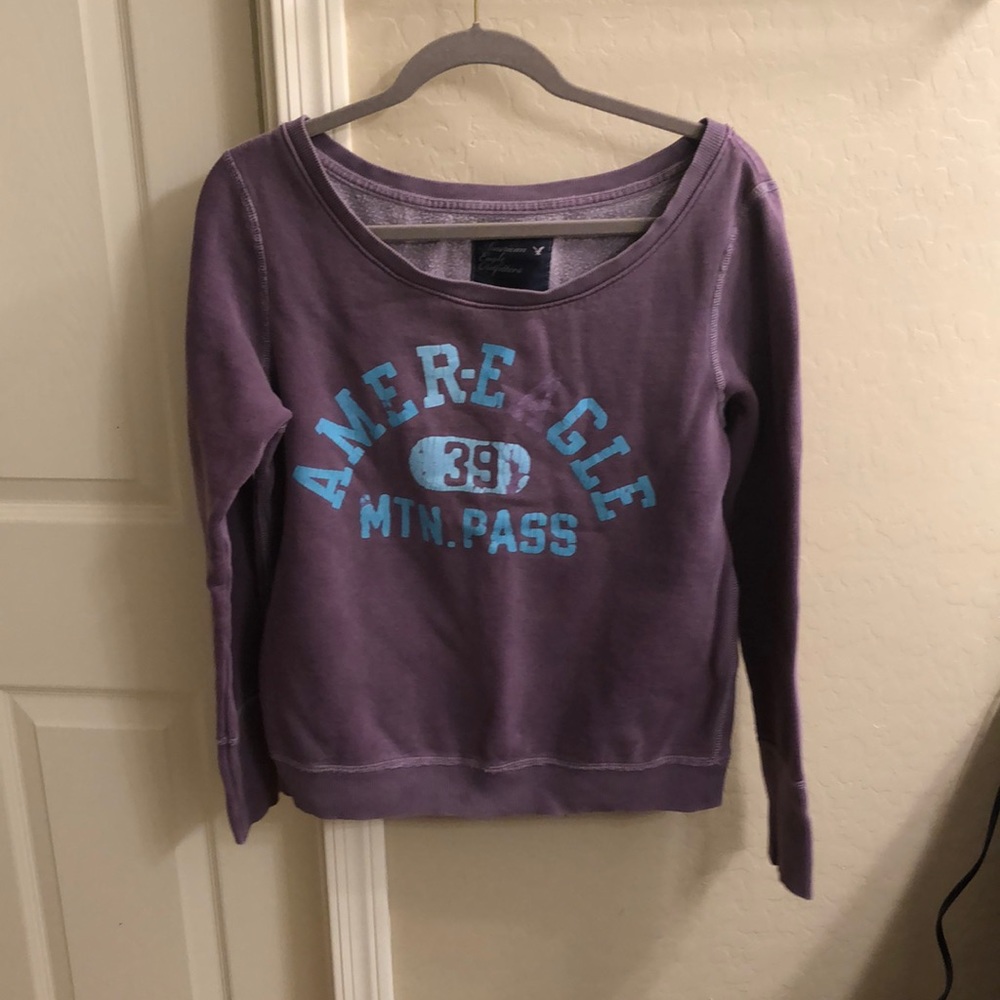 American eagle sweater